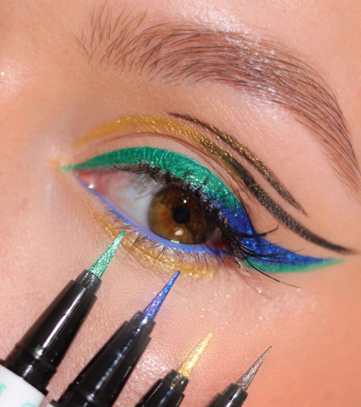 Delineador de ojos líquido metálico Euphoria