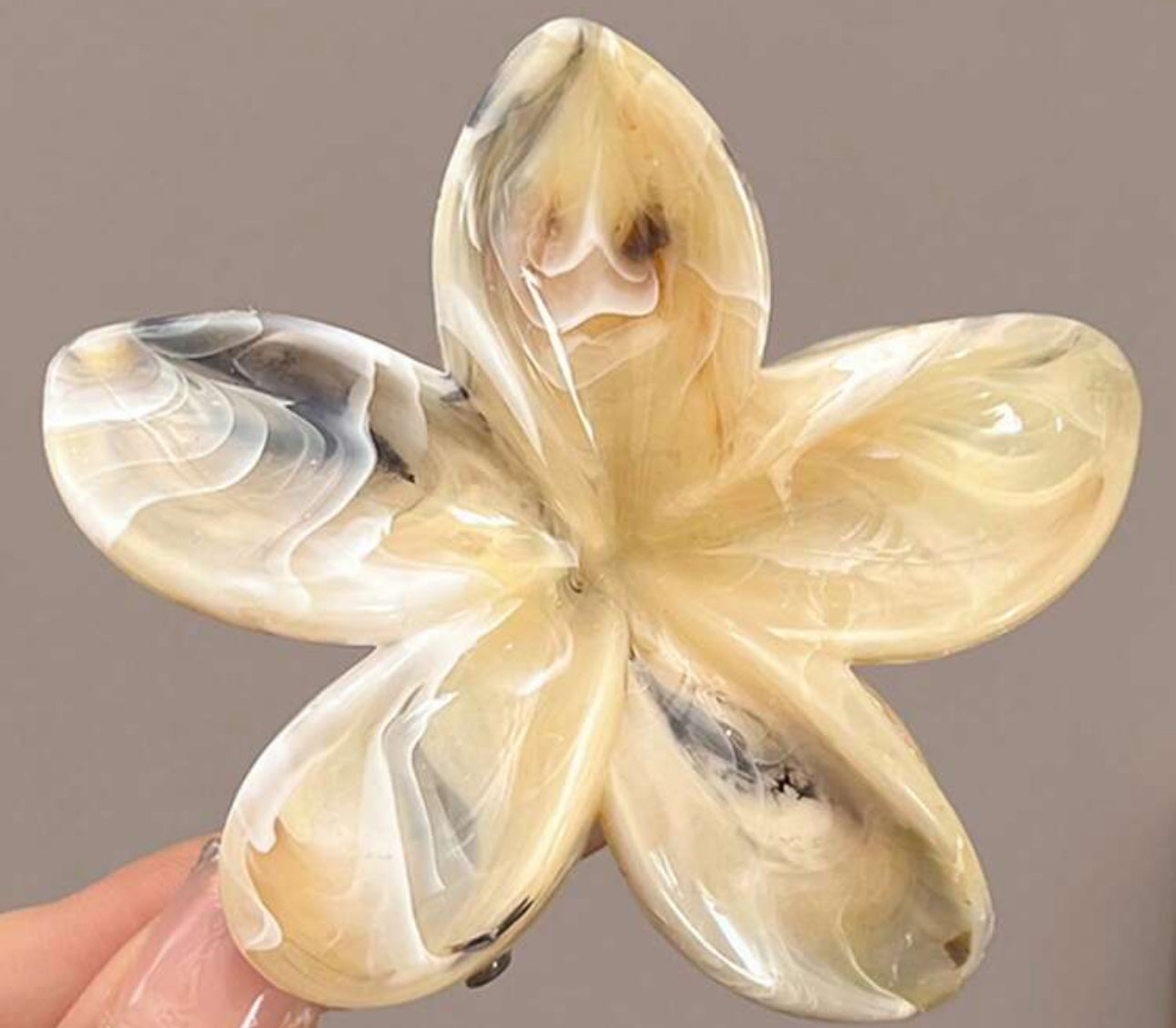 Pinza para el pelo en flor