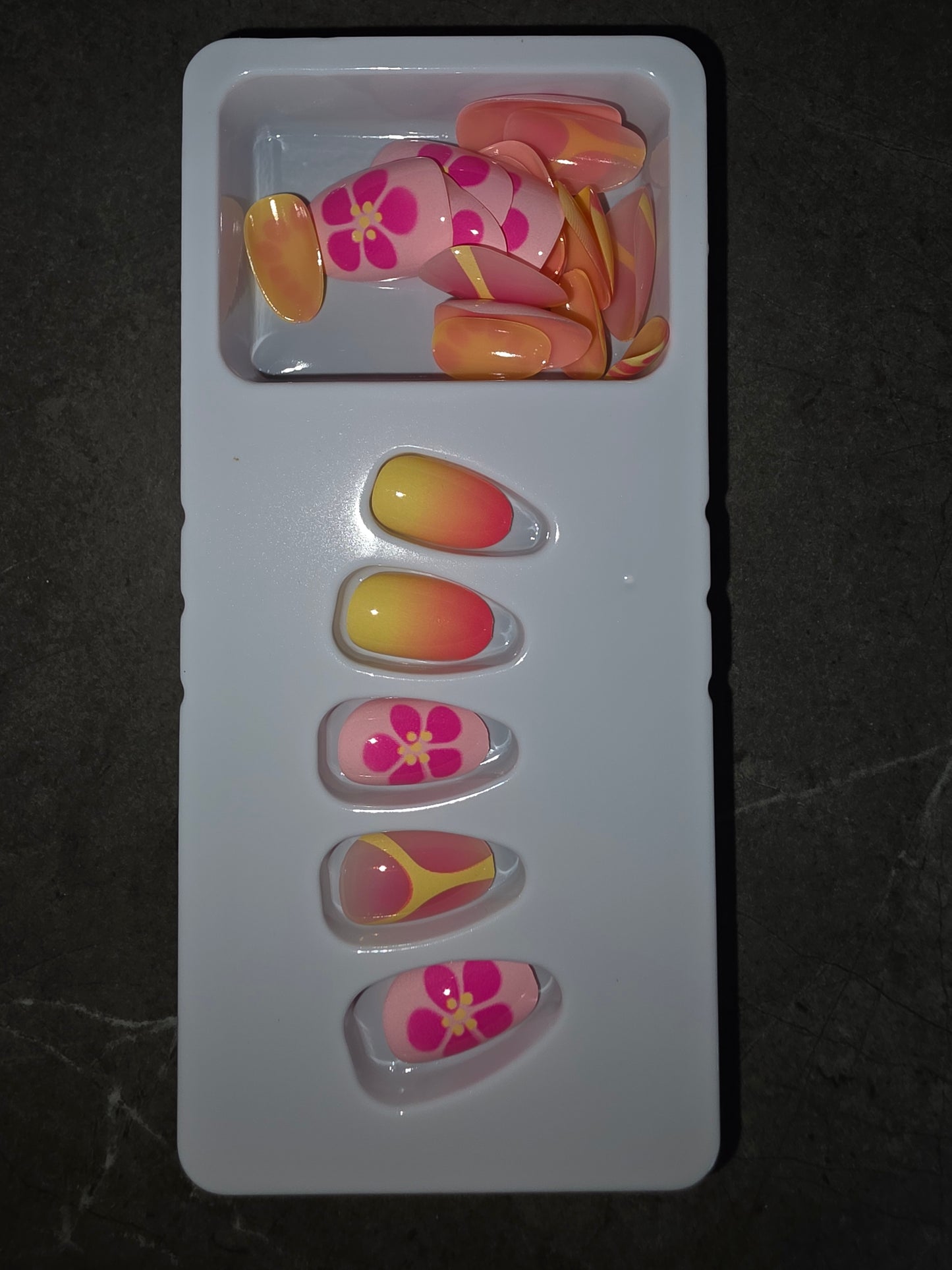 Uñas postizas