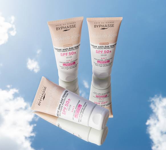 Crema facial antiedad con color SPF 50+ - Byphasse